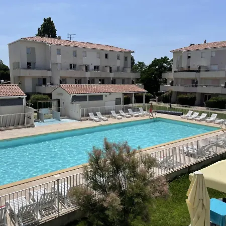 Sol-y-days Cap Camargue, Grand Duplex 6 Couchages De Tourisme Avec Piscine *